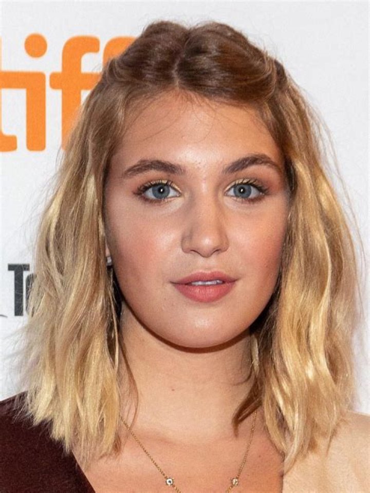 Sophie Nelisse - Age, Family, Bio