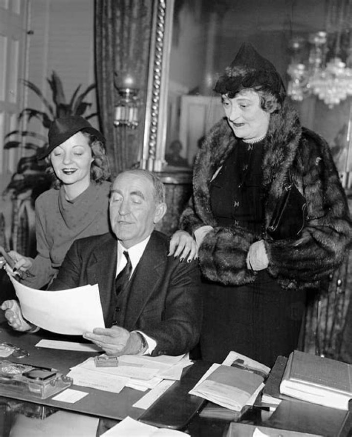 Tallulah Bankhead - Trivia, Family, Bio