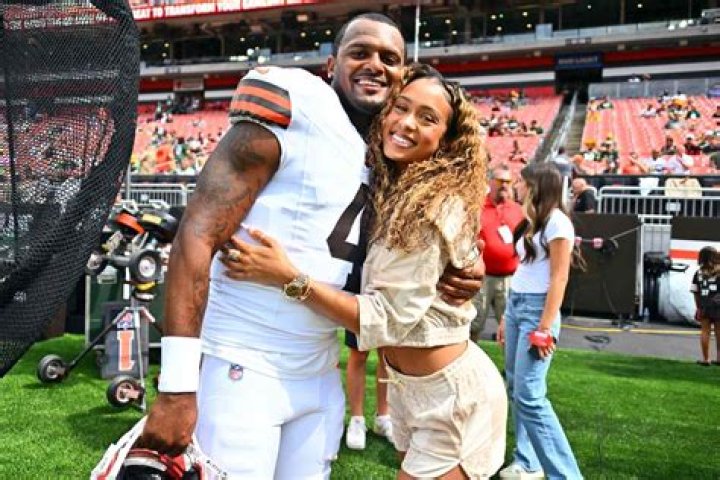 The Untold Truth Of Deshaun Watson’s Girlfriend, Jilly Anais