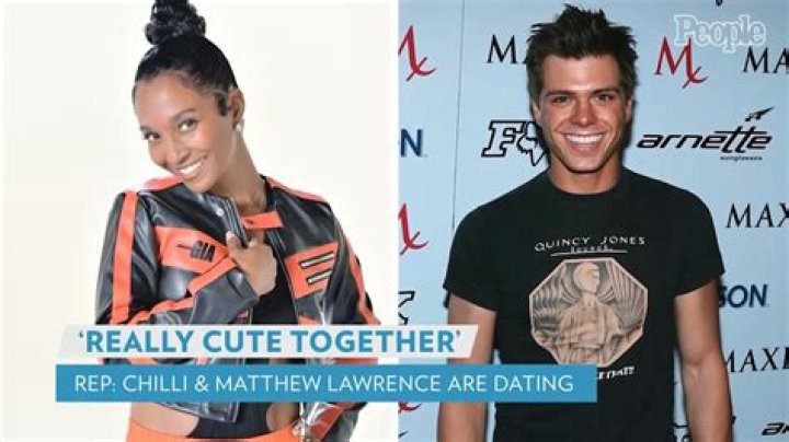 
TLC’s Chilli and Matthew Lawrence Are Dating: ‘She Is Glowing,’ Says Singer’s Rep 