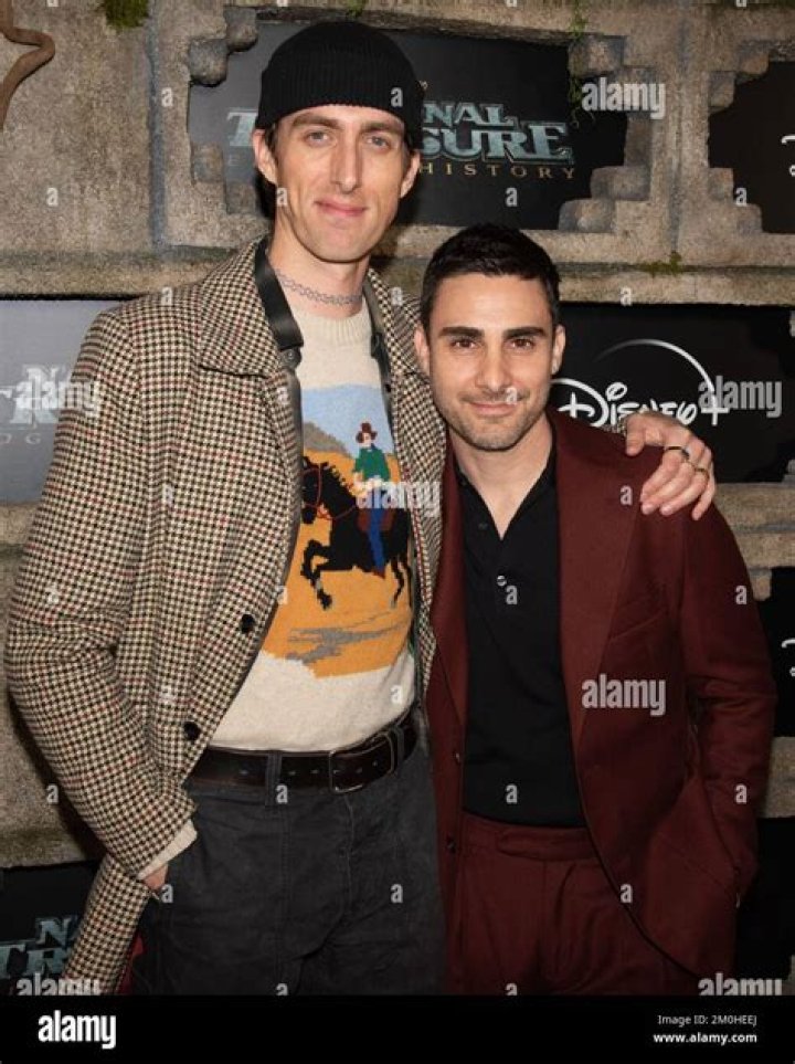 Tommy Savas Bio (Wiki) 