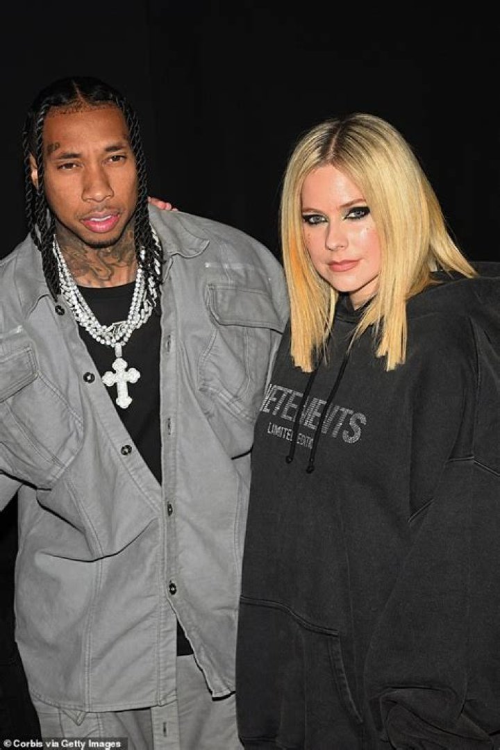 
Tyga Gifts Girlfriend Avril Lavigne Custom-Made $80K Diamond Necklace 