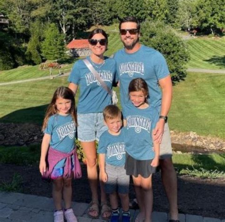 Victor Cruz - Age, Family, Bio