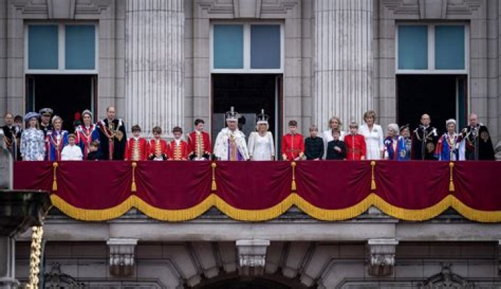 What was up with the awkward staging of the palace balcony post-coronation?